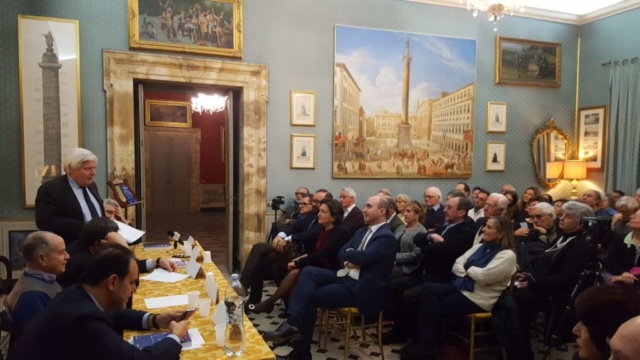 Un momento della presentazione del libro di Vincenzo Olita Illusione della libertà certezza della solitudine, tenuta a Roma il 23 gennaio 2019