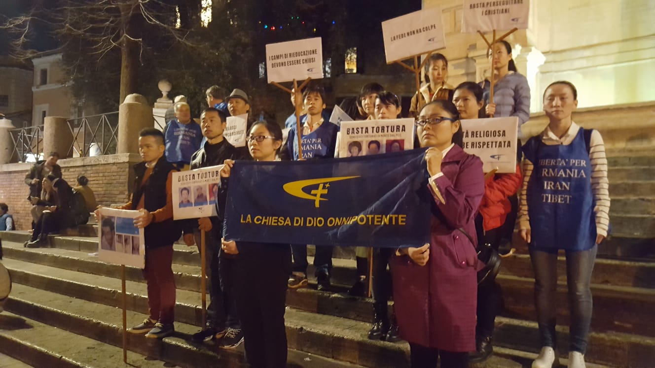 Roma - flash mob per ricordare al Presidente cinese il rispetto dei Diritti Umani e le drammatiche condizioni dei Popoli Tibetano ed Uyghuro - 22 marzo 2019