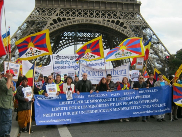 Roma e Parigi, VI Marcia per la Libertà delle Minoranze e dei Popoli Oppressi, 19 ottobre 2013